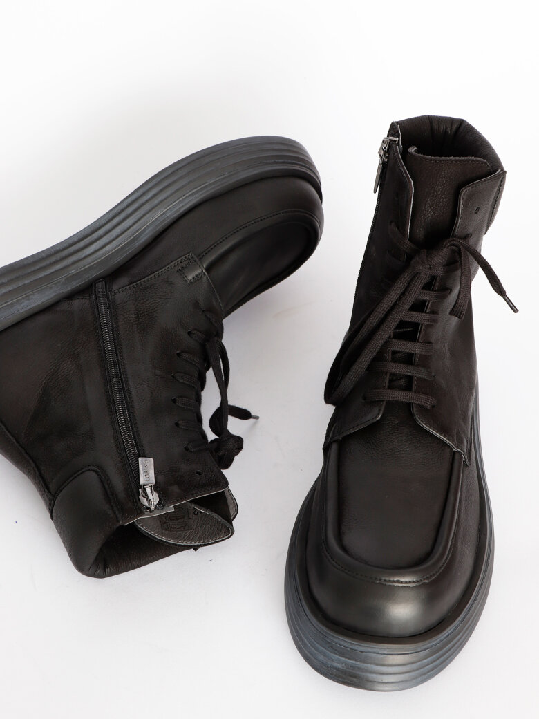 Lofina - Men's boots with laces and zipper