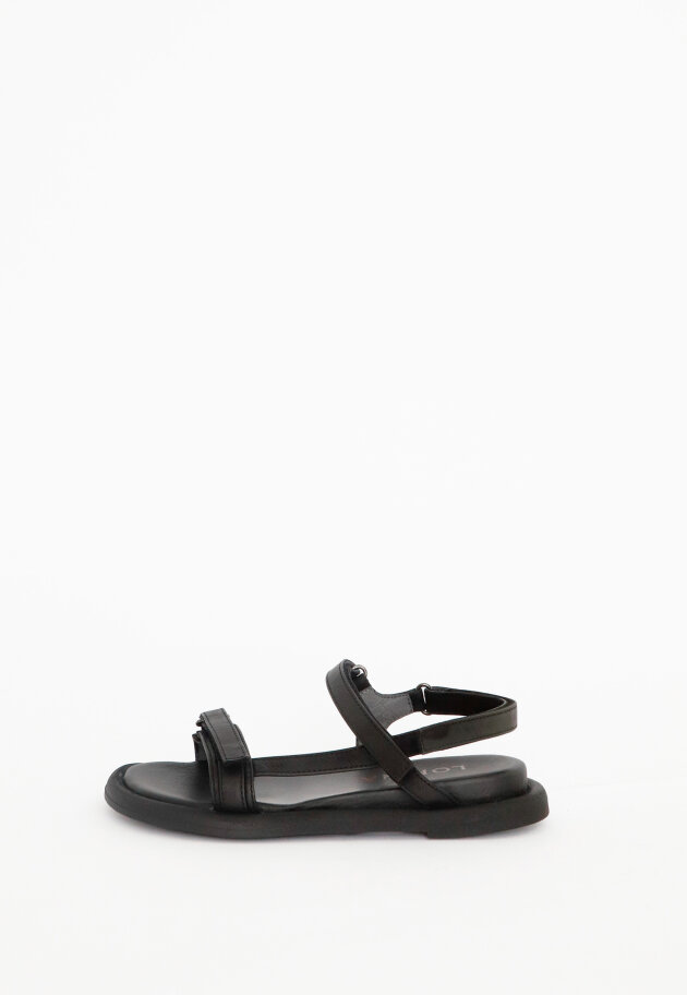 Sample sandal