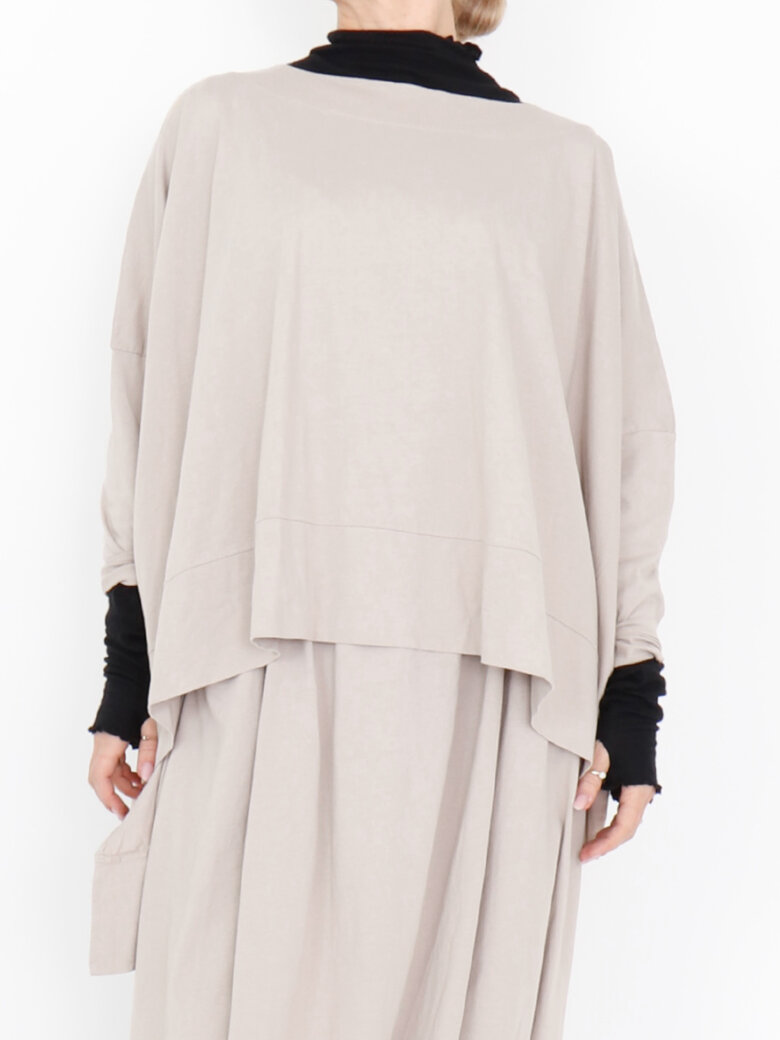 Sort Aarhus - Asymmetrisk bluse