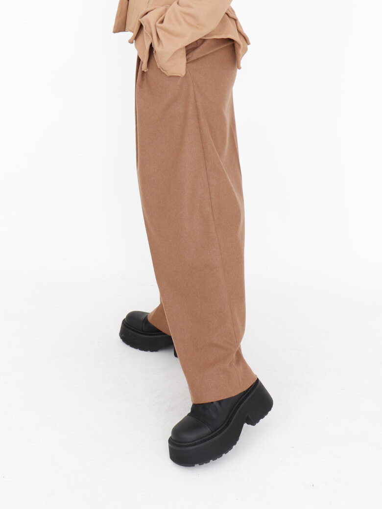 Sort Aarhus - Wide pants in a soft wool mix