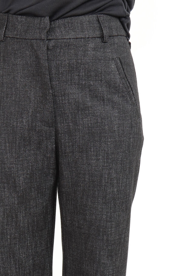 Sort Aarhus - 3/4 length cuffed pants with pockets