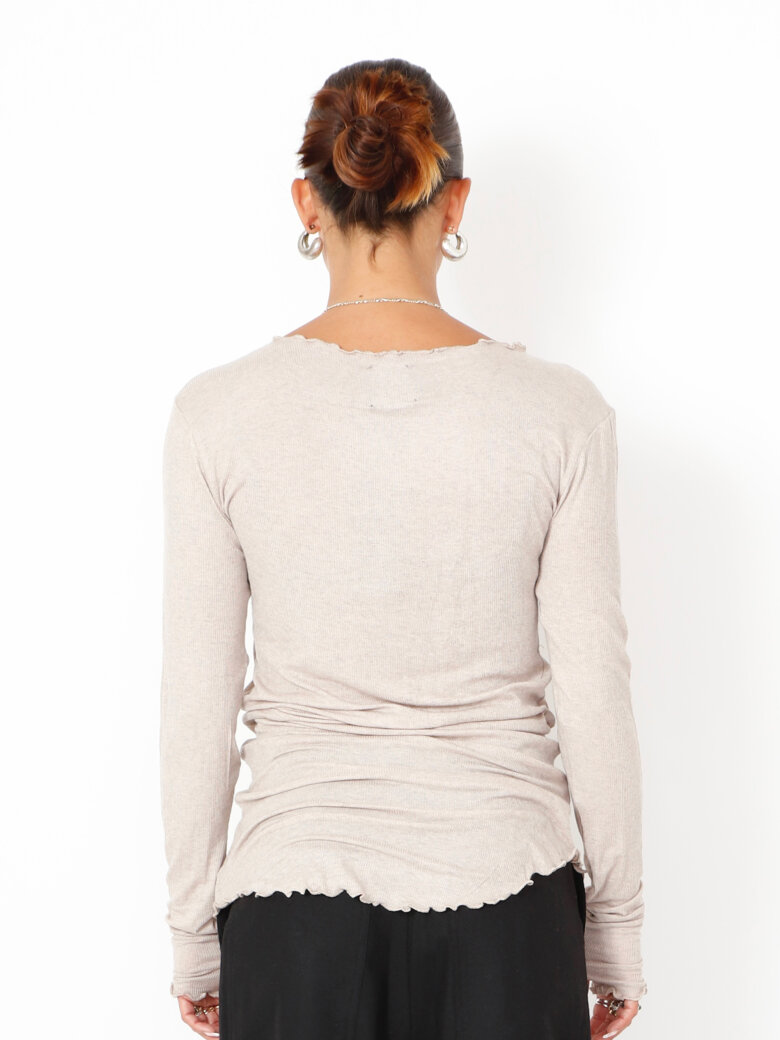 Sort Aarhus - Blouse with boat neckline and thumb opening
