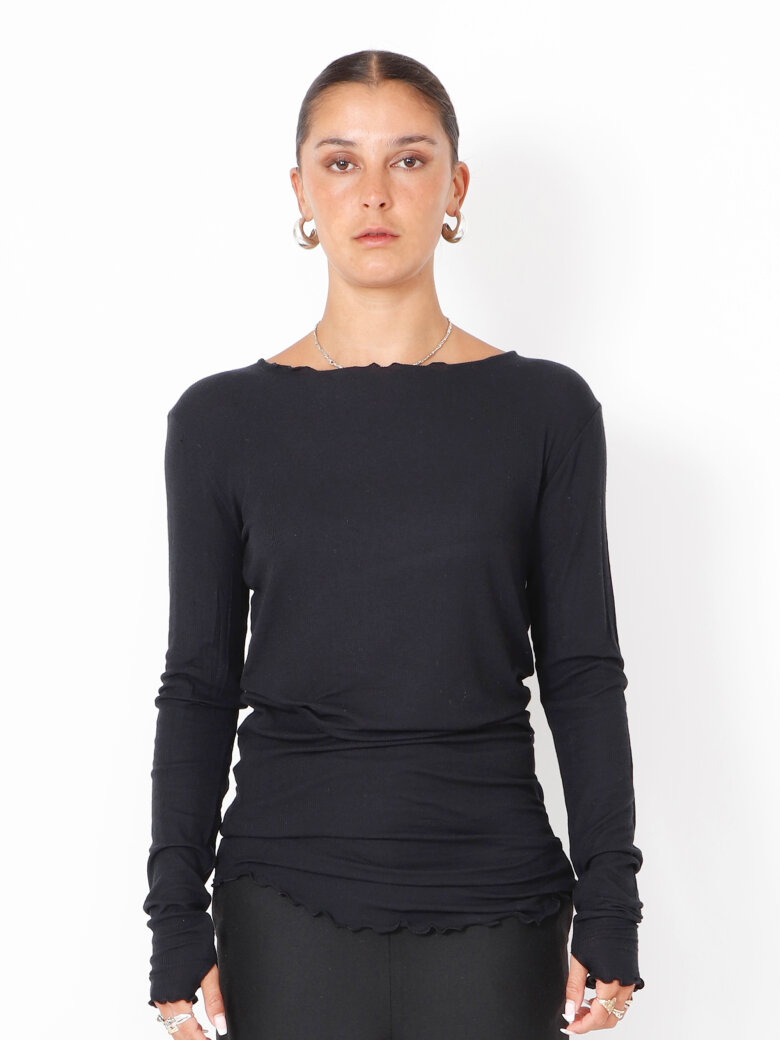 Sort Aarhus - Blouse with boat neckline and thumb opening