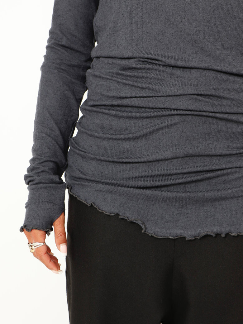 Sort Aarhus - Blouse with boat neckline and thumb opening