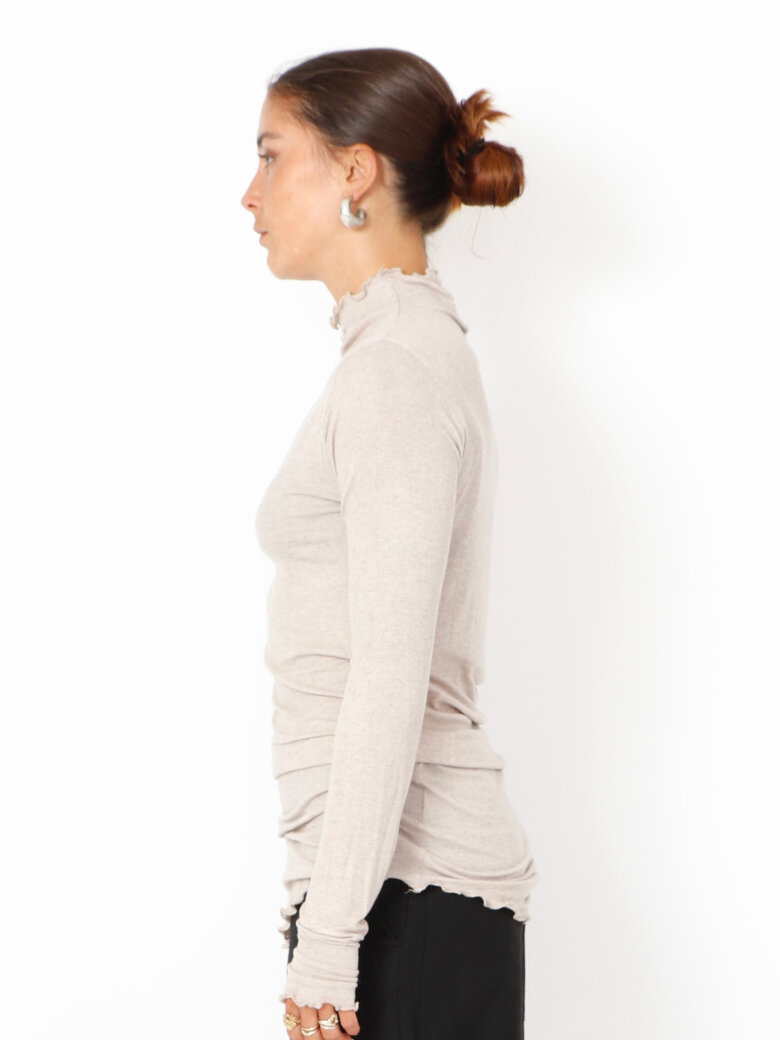 Sort Aarhus - Turtleneck blouse with thumb opening