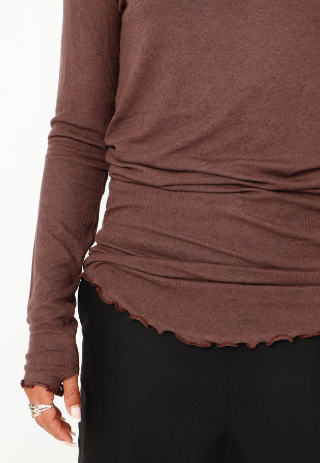Sort Aarhus - Bluse med rullekrave og thumb-opening
