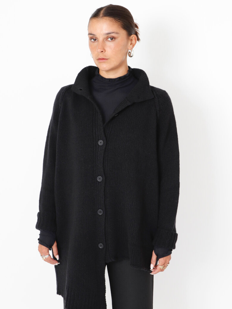 Sort Aarhus - Knitted blouse/cardigan in merino wool