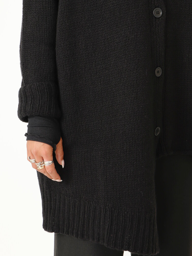 Sort Aarhus - Knitted blouse/cardigan in merino wool