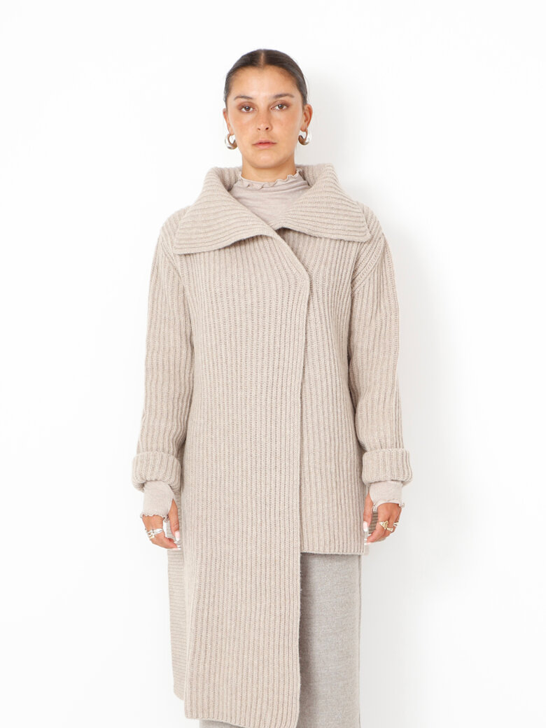 Sort Aarhus - Knitted oversize cardigan
