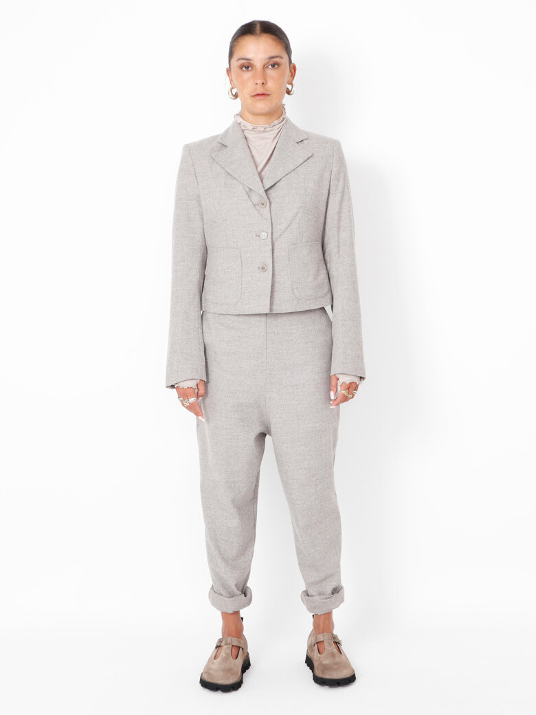 Sort Aarhus - Cropped blazer i uldblanding