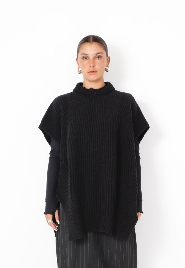 Sort Aarhus - Knitted oversize vest Sort Aarhus - Knitted oversize vest