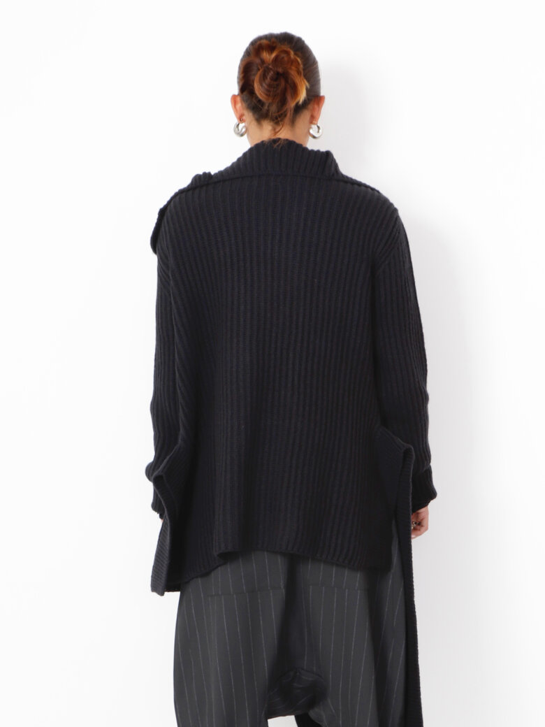 Sort Aarhus - Knitted oversize cardigan