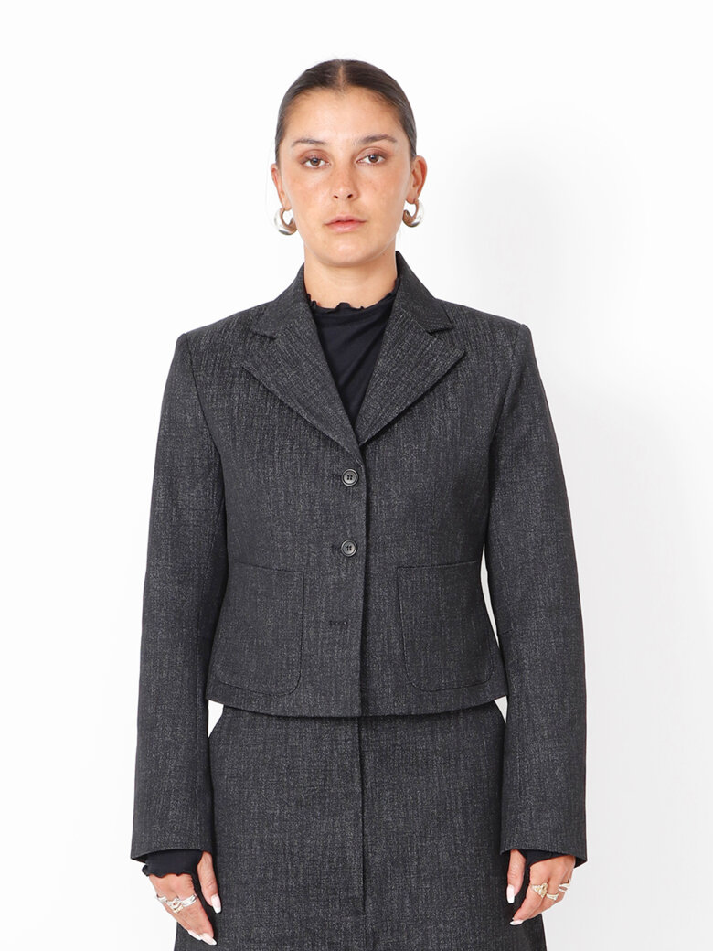 Sort Aarhus - Cropped blazer i denim look