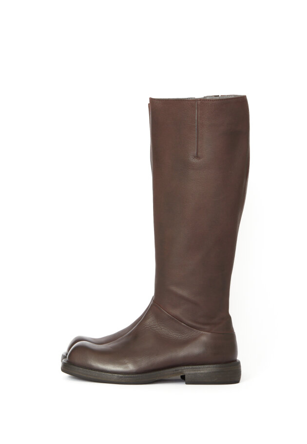 Lofina - Long boot with a leather sole Lofina - Long boot with a leather sole