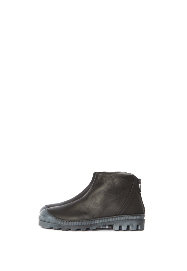 Lofina - Short boot with zipper