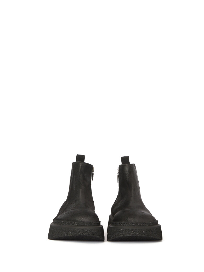 Lofina - Low boot in suede with zipper and elastics