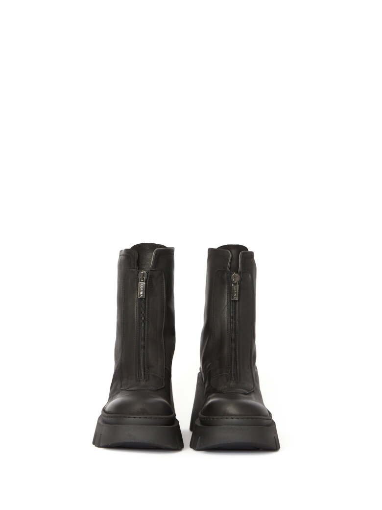 Lofina - Boot with front zipper and high heel