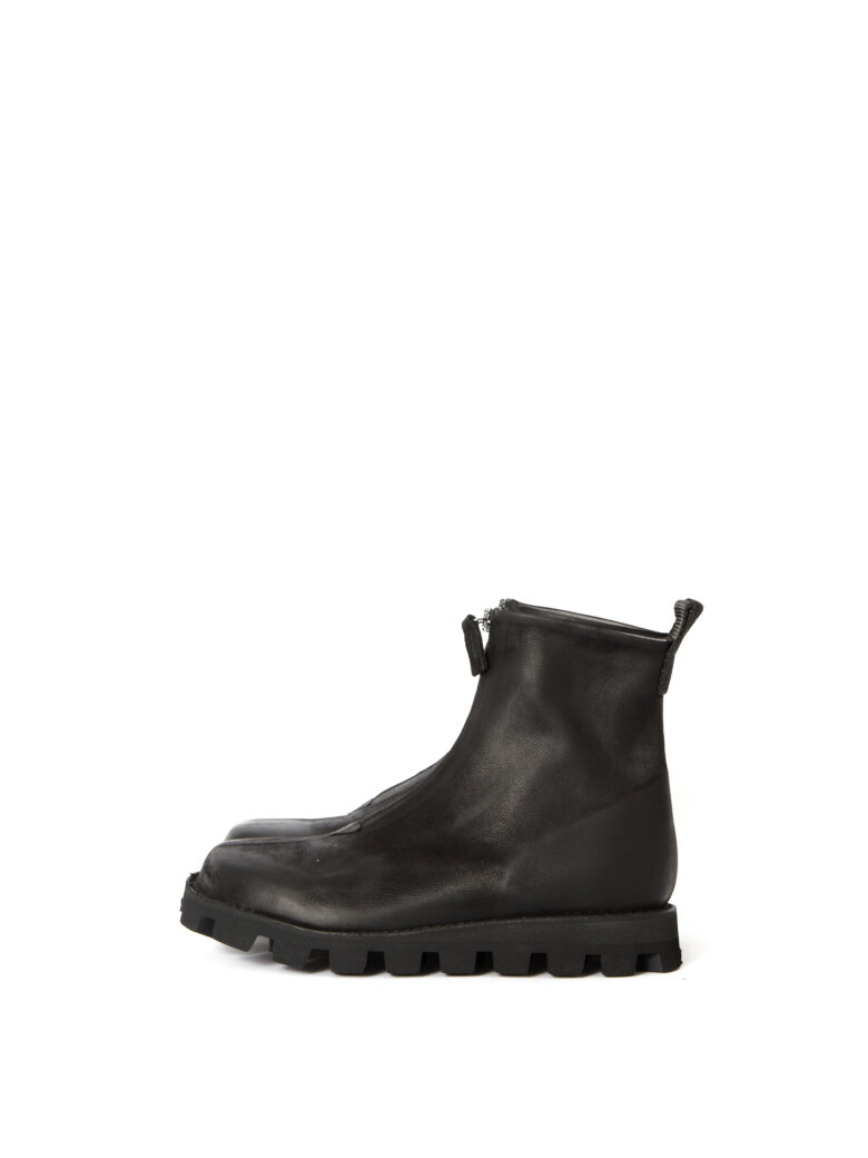 Lofina - Boot with front zipper