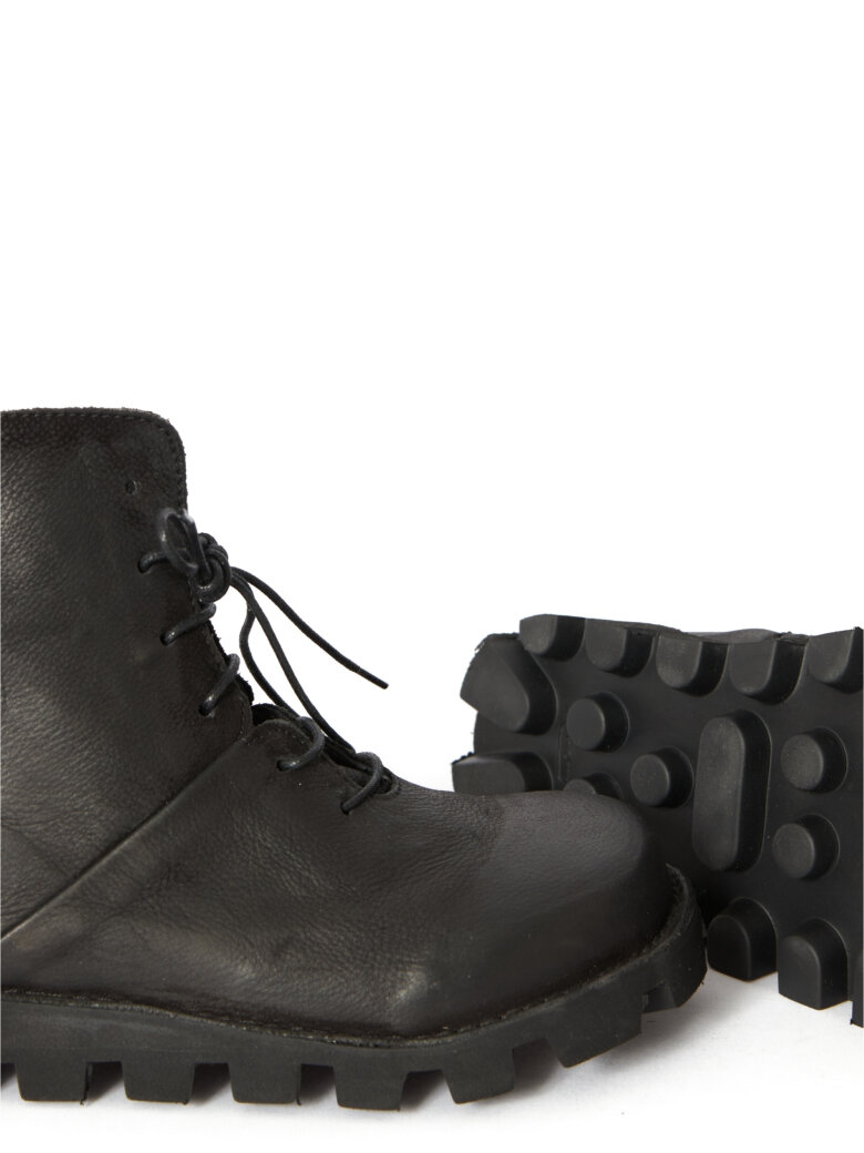 Lofina - Boot with laces