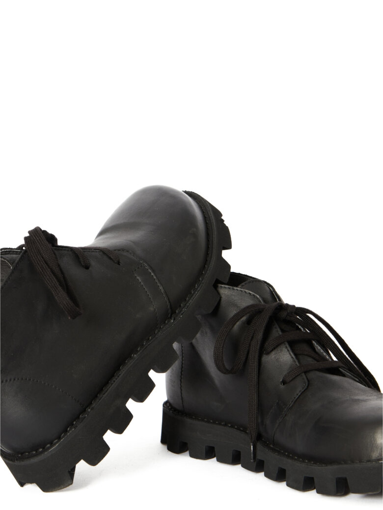 Lofina - Low boot with laces