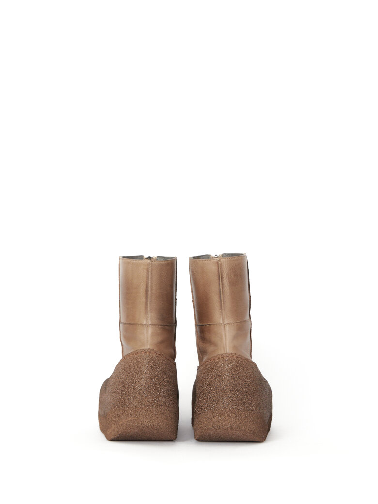 Lofina - Boot with front zipper