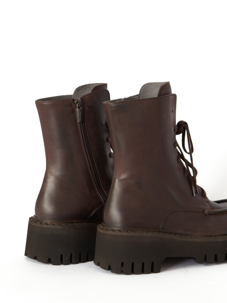 Lofina - Boot with laces