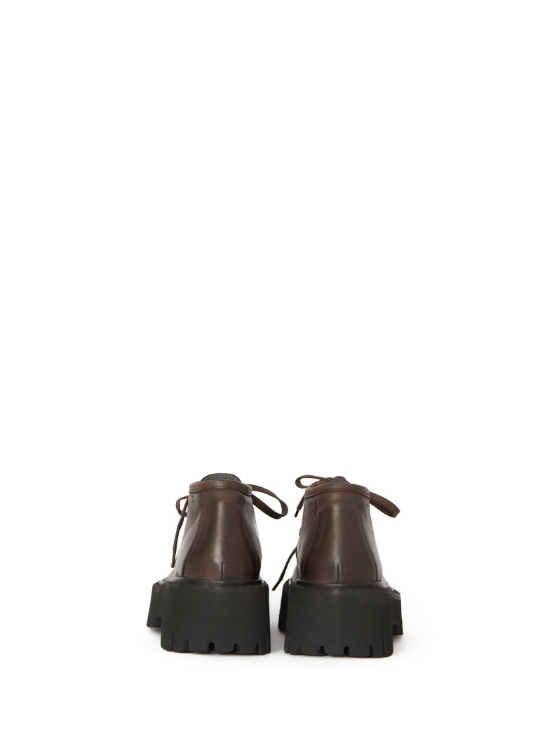 Lofina - Low boot with laces