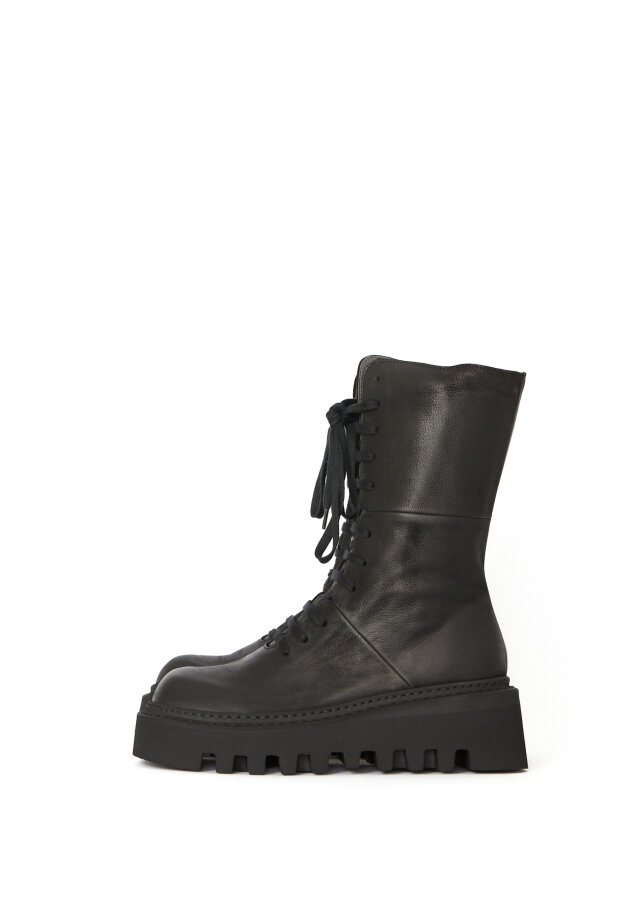 Lofina - Boot with laces and zipper Lofina - Boot with laces and zipper