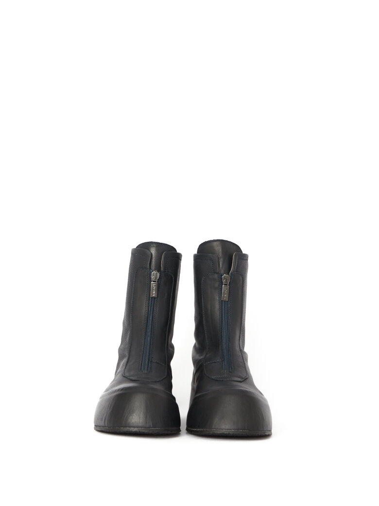 Lofina - Boot with front zipper