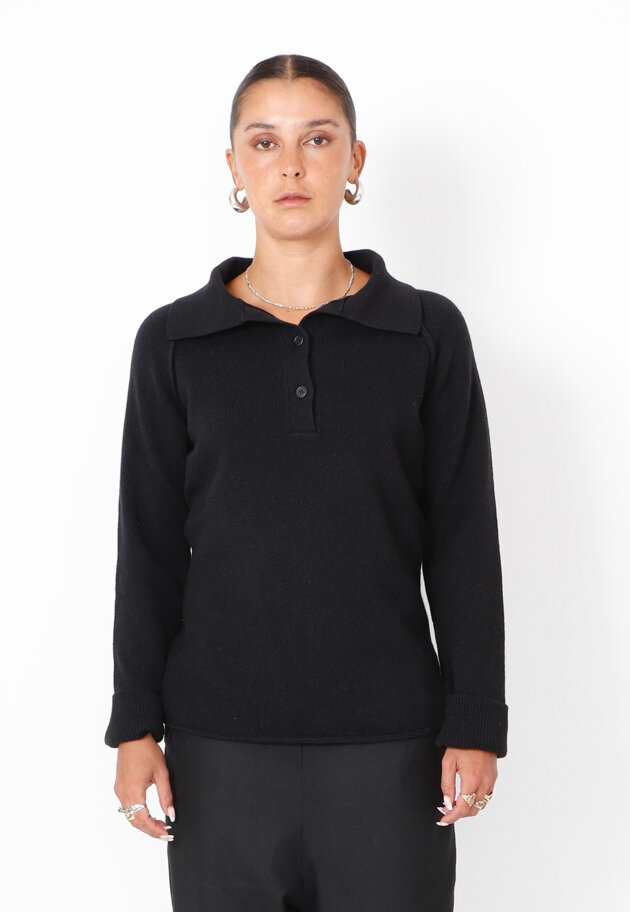 Sort Aarhus - Knitted blouse in merino wool Sort Aarhus - Knitted blouse in merino wool