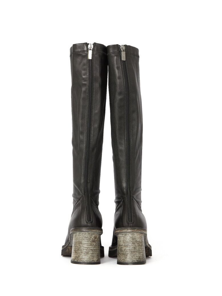 Lofina - Lang støvle med strækskind samt lædersål med rågummisål