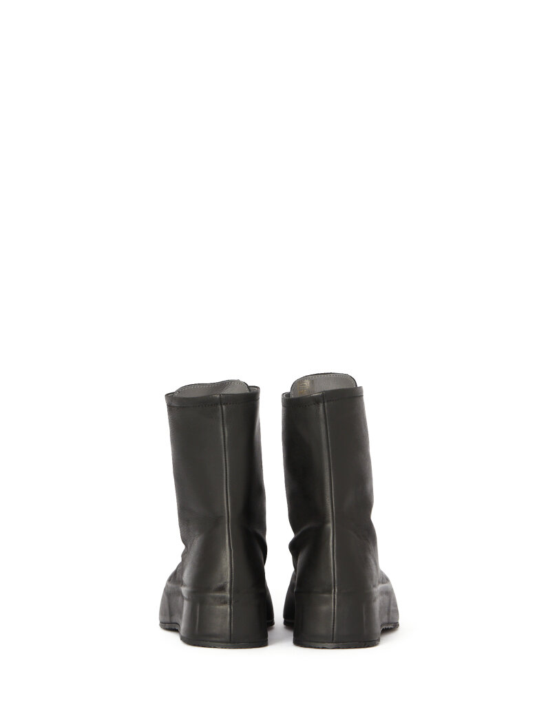 Lofina - Boot with front zipper