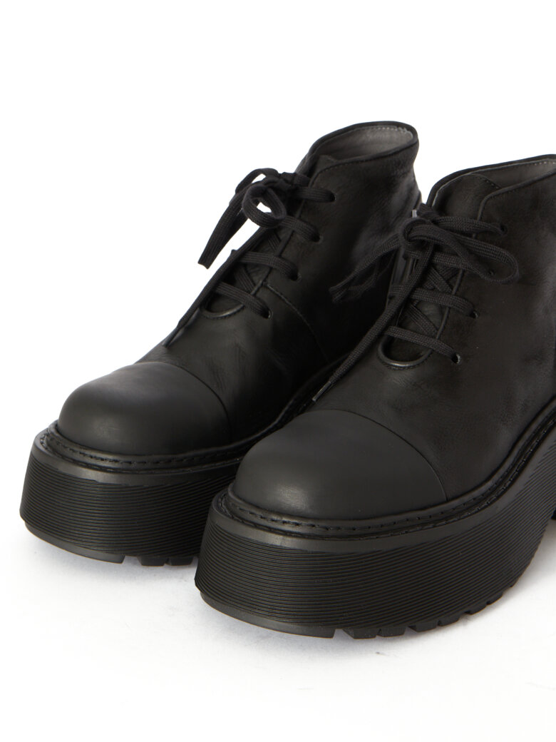 Sort Aarhus - Kort støvle med snøre