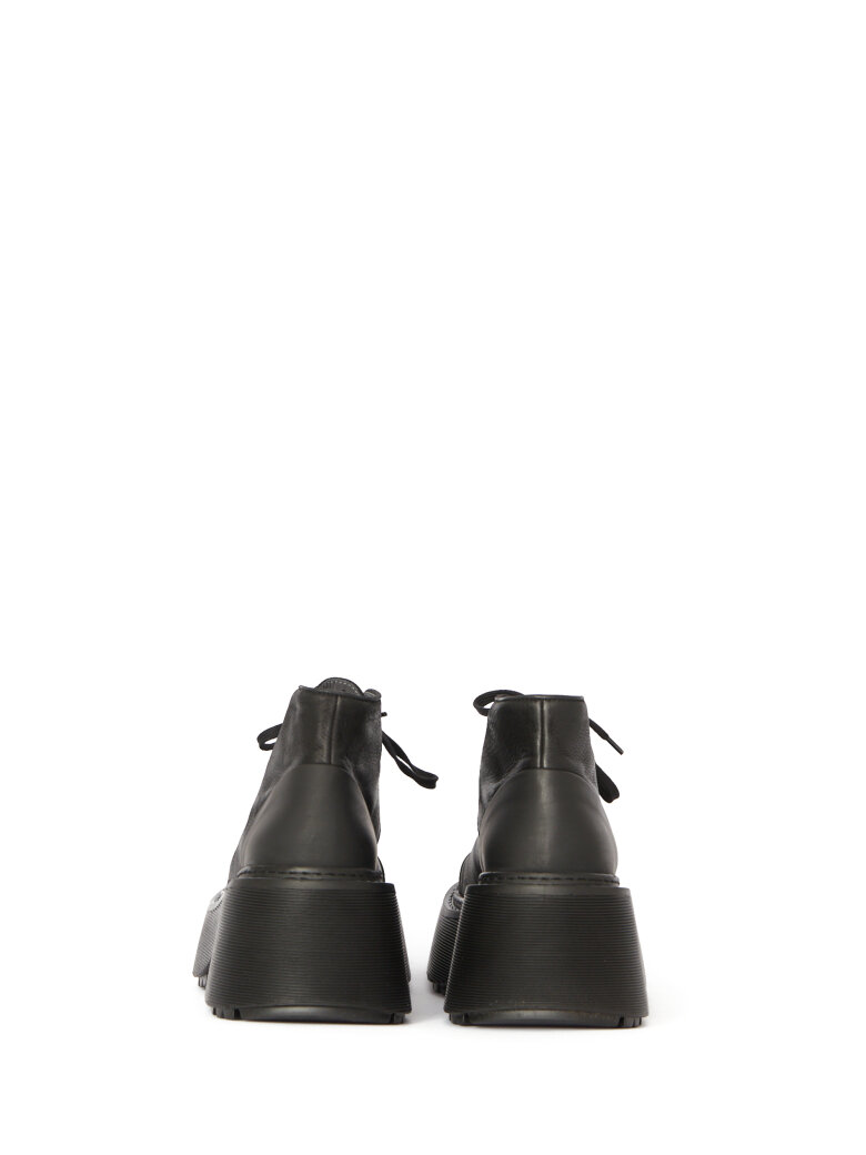 Sort Aarhus - Kort støvle med snøre