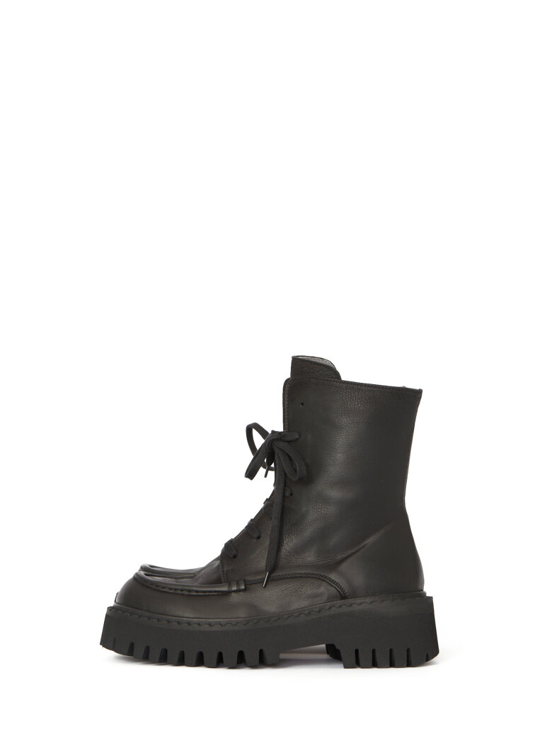 Lofina - Boot with zipper and laces