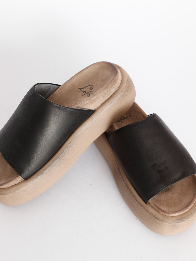 Lofina - Sandal with a suede footbed sole
