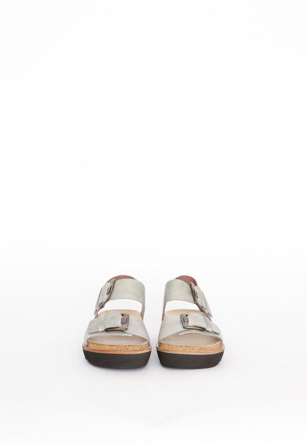 Sandal med spænder