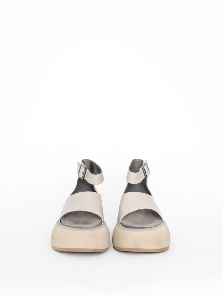 Open sandal with a buckle