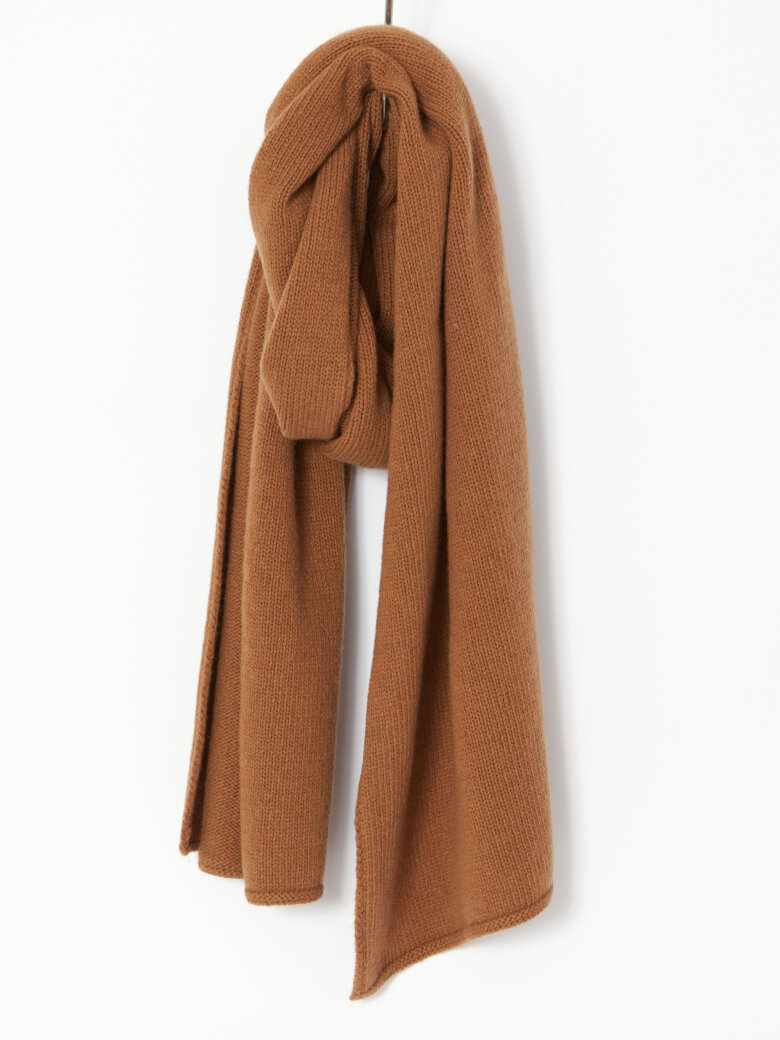 Sort Aarhus - Knitted scarf in merino wool