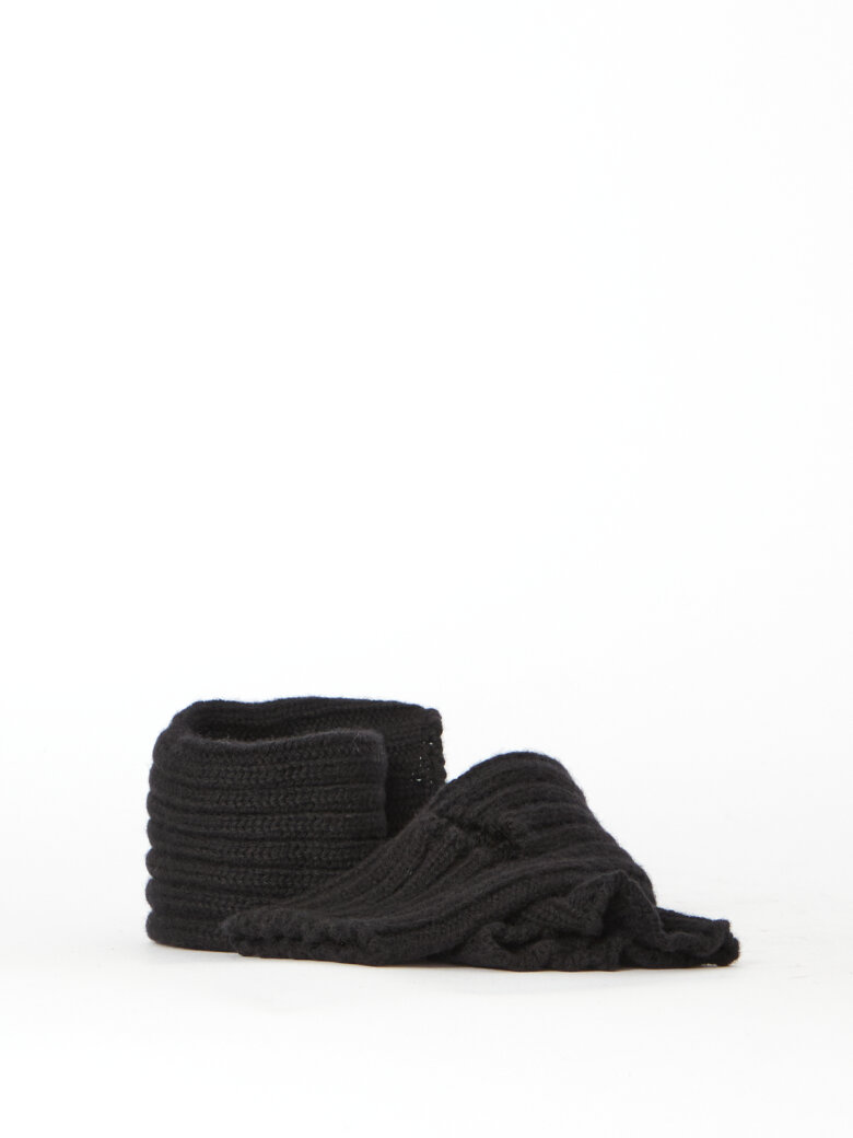 Sort Aarhus - Knitted leg warmers in merino wool