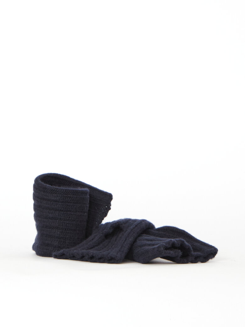 Sort Aarhus - Knitted leg warmers in merino wool