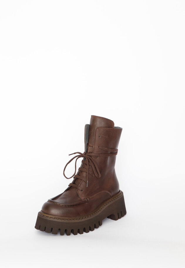 Lofina - PRE ORDER! Støvle med snøre