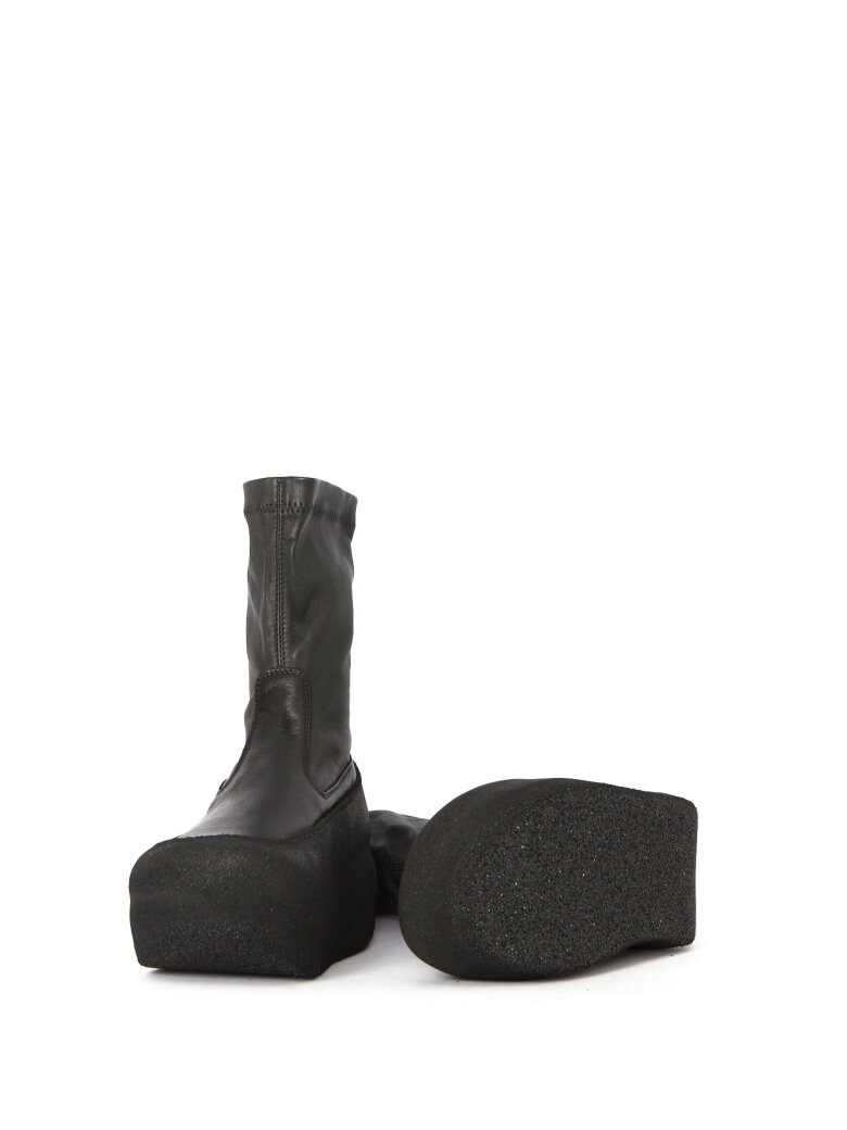 Lofina - Boot with stretch leather and zipper