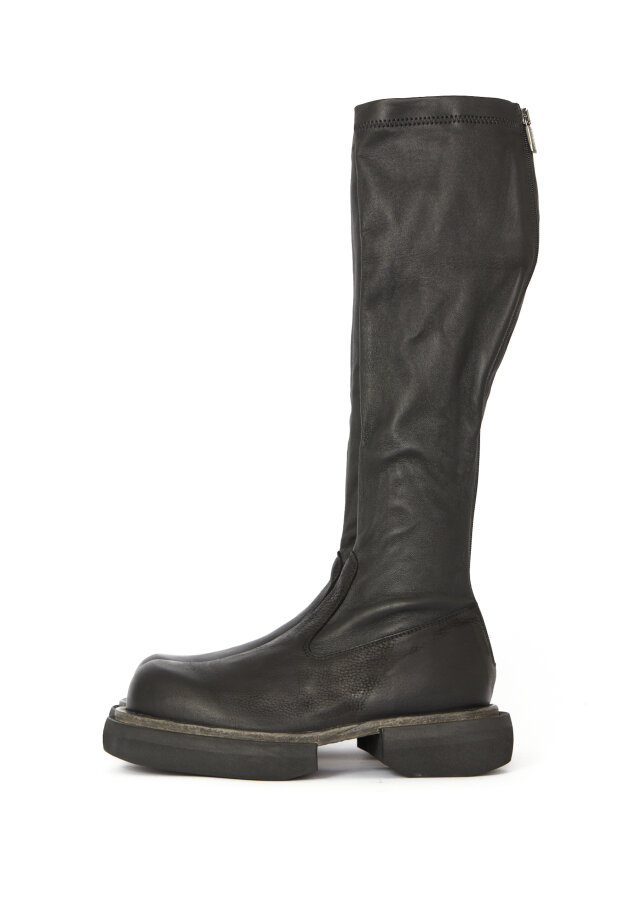 Lofina - Long boot with stretch skin and a zipper Lofina - Long boot with stretch skin and a zipper