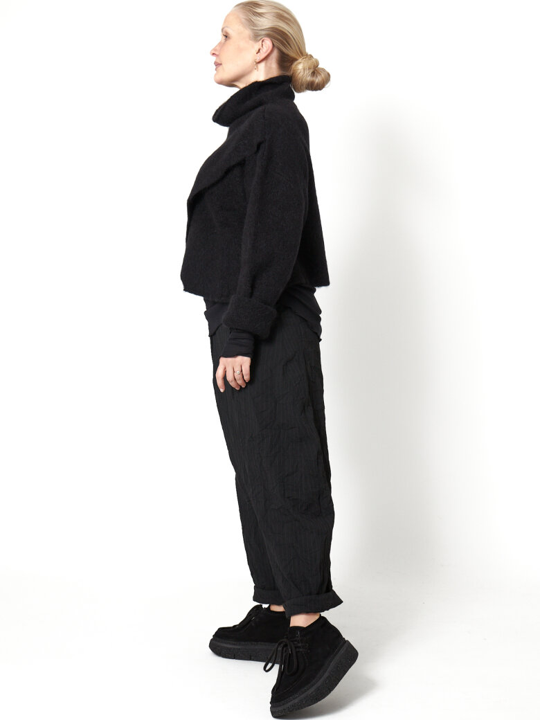 Sort Aarhus - Strikket bluse med detaljer