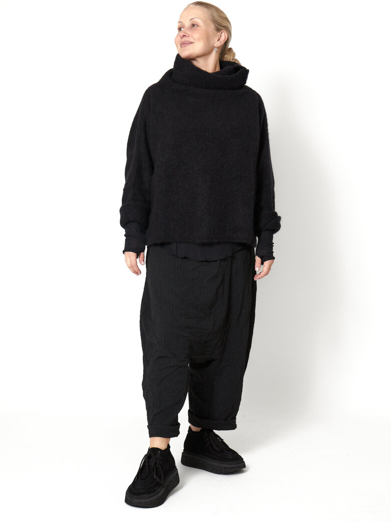 Sort Aarhus - Strikket bluse med rullekrave