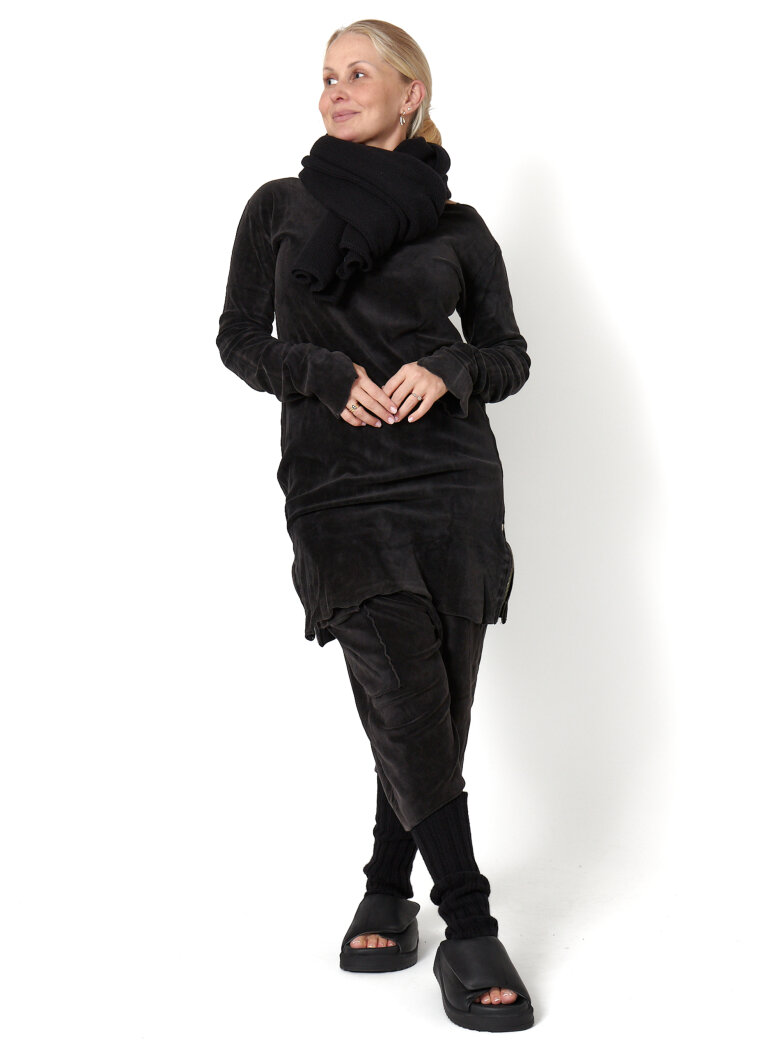 Sort Aarhus - Off shoulder bluse i vasket velour