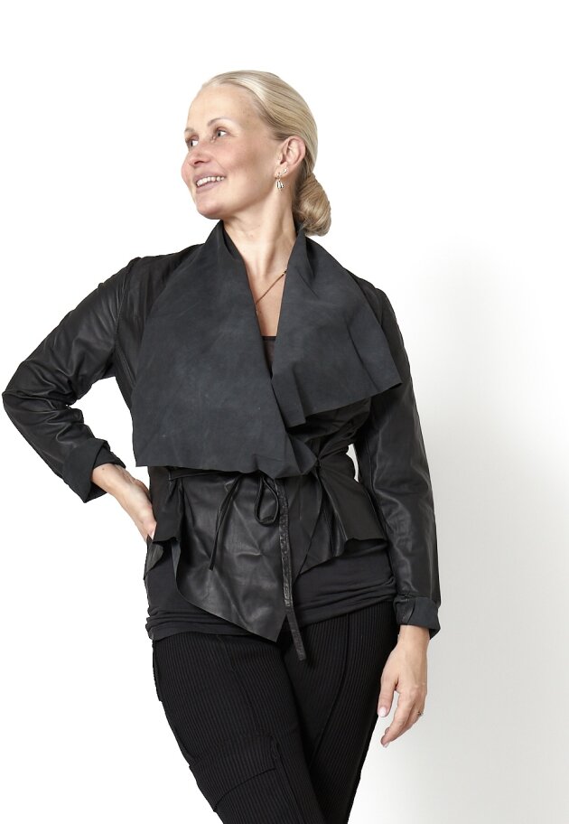 Sort Aarhus - Wrap leather shirt Sort Aarhus - Wrap leather shirt