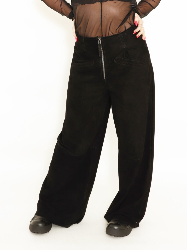 Sort Aarhus - Suede pants with front zipper and pockets