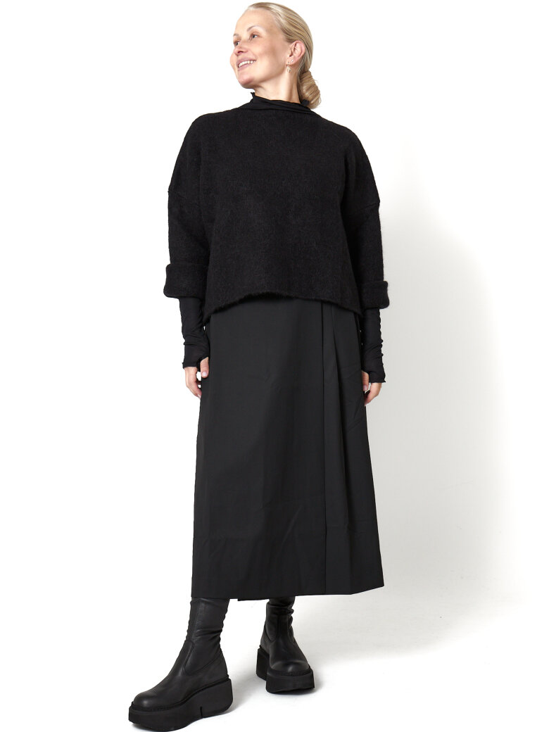 Sort Aarhus - Long skirt with button closure and pockets